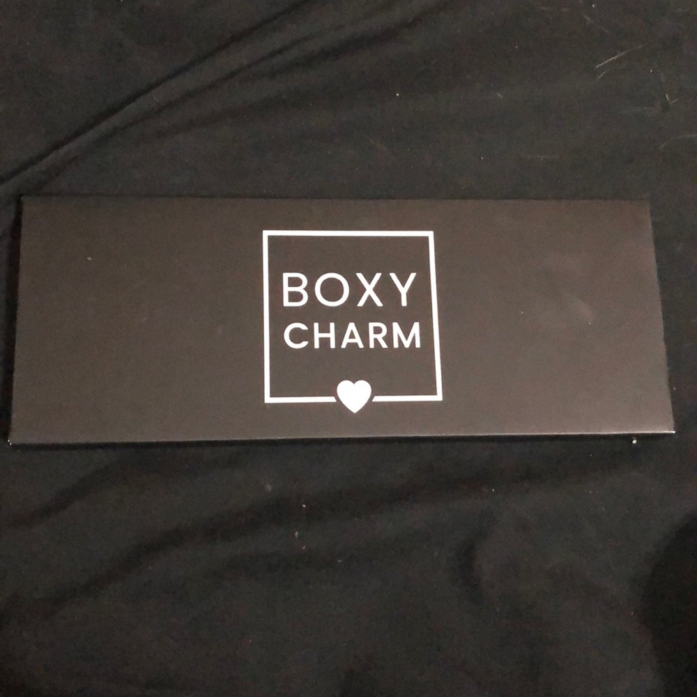 Hello Charmer Pallet